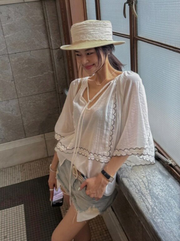 Korean Style Patchwork Lace-Up - Ethnic Fusion Fashion recension och pris