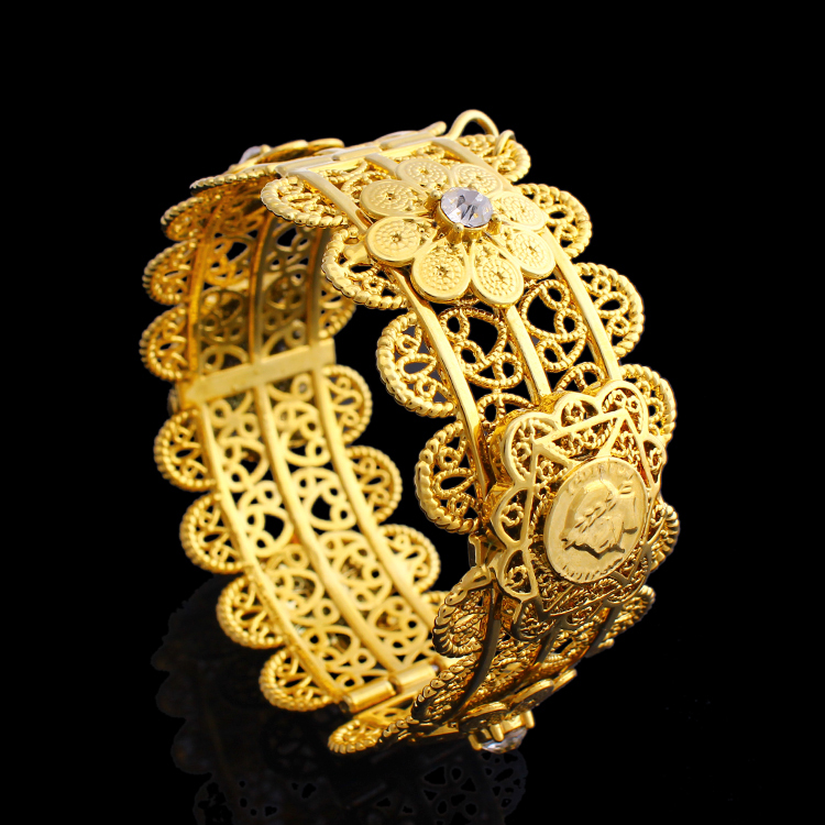 Luxury Women Big Bangle 68mm G - Ethnic Fashion Dubai recension och pris