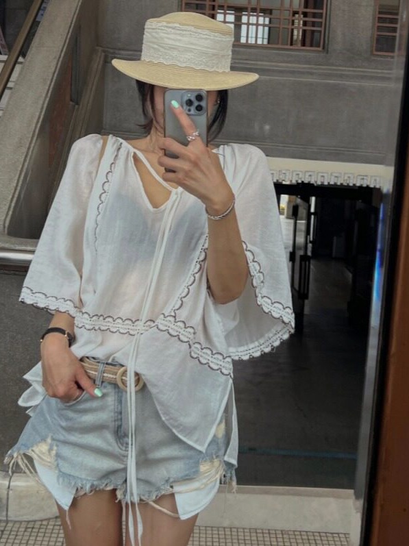 Korean Style Patchwork Lace-Up - Ethnic Fusion Fashion recension och pris